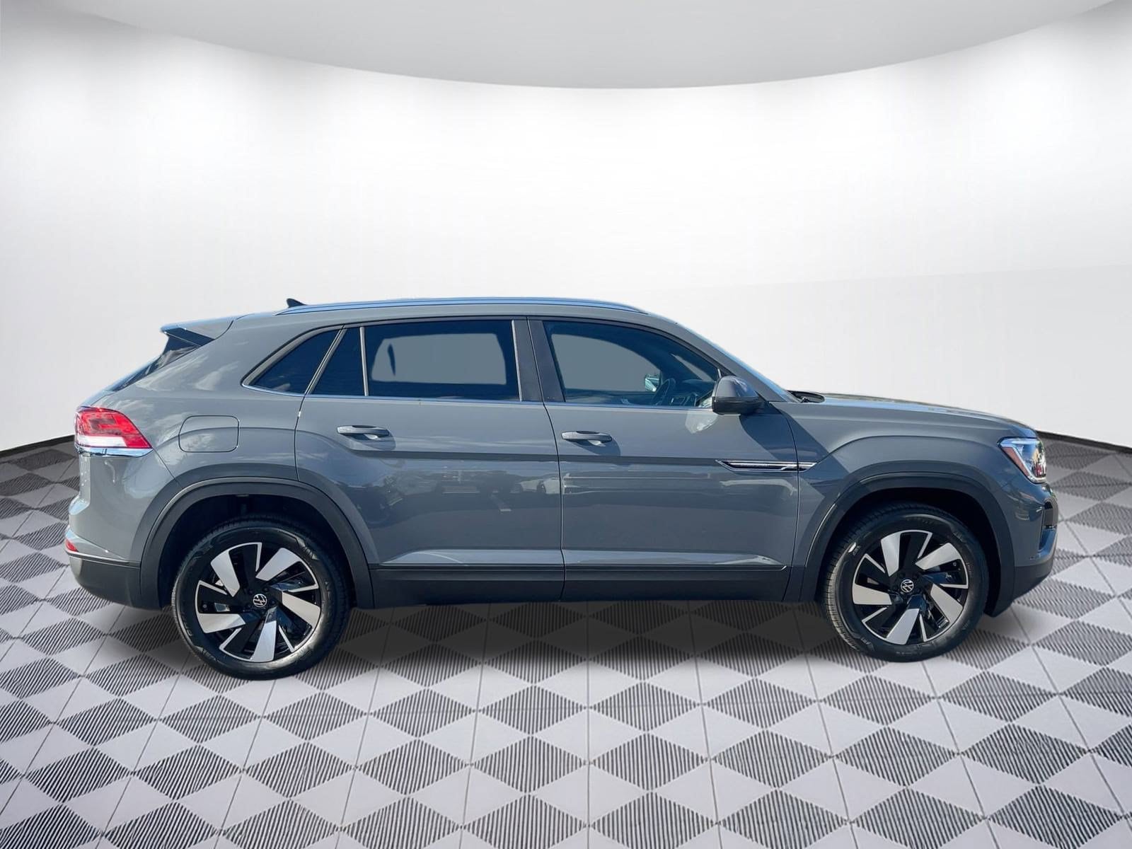 2026 Volkswagen Atlas Cross Sport SE w/Tech - Photo 8