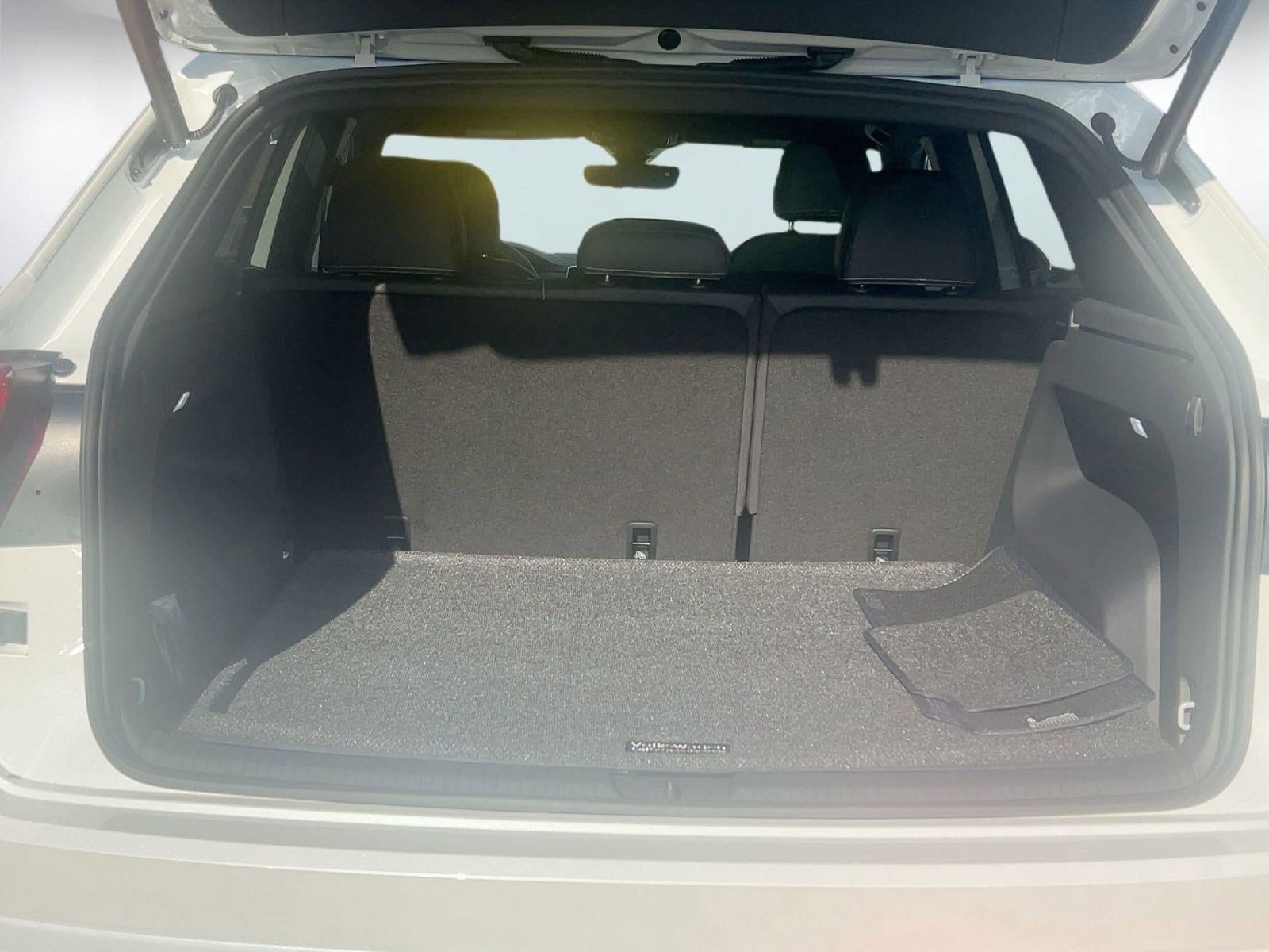 2026 Volkswagen Atlas Cross Sport SE w/Tech - Photo 27