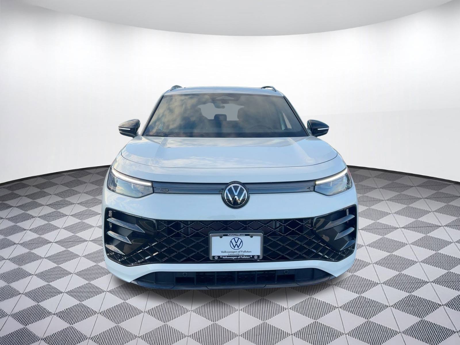 2026 Volkswagen Tiguan SE R-LINE BLACK - Photo 6