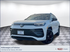 2026 Volkswagen Tiguan SE R-Line Black SUV