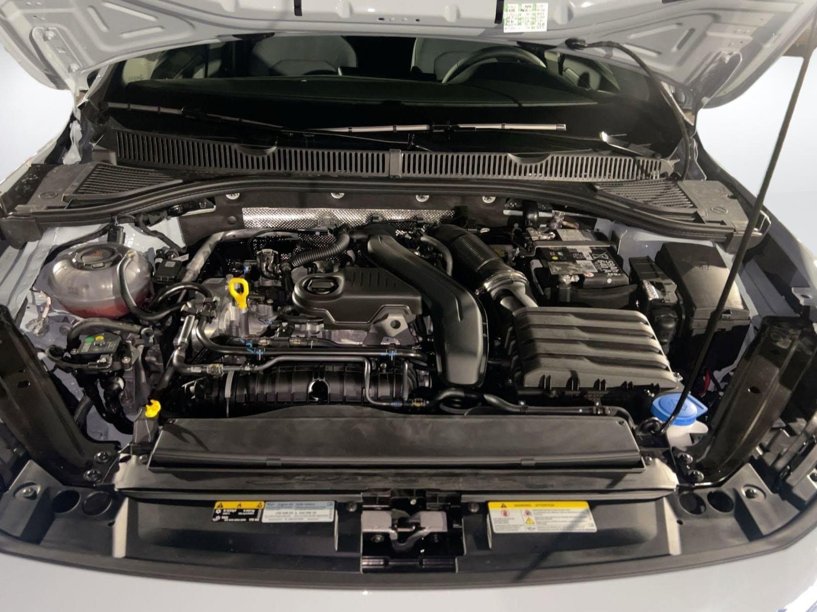 2026 Volkswagen Jetta SE - Photo 30
