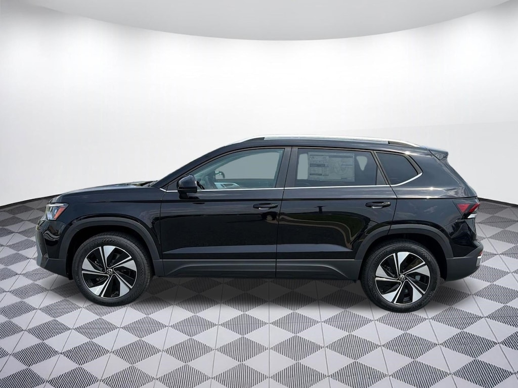 New 2026 Volkswagen Taos SE SUV