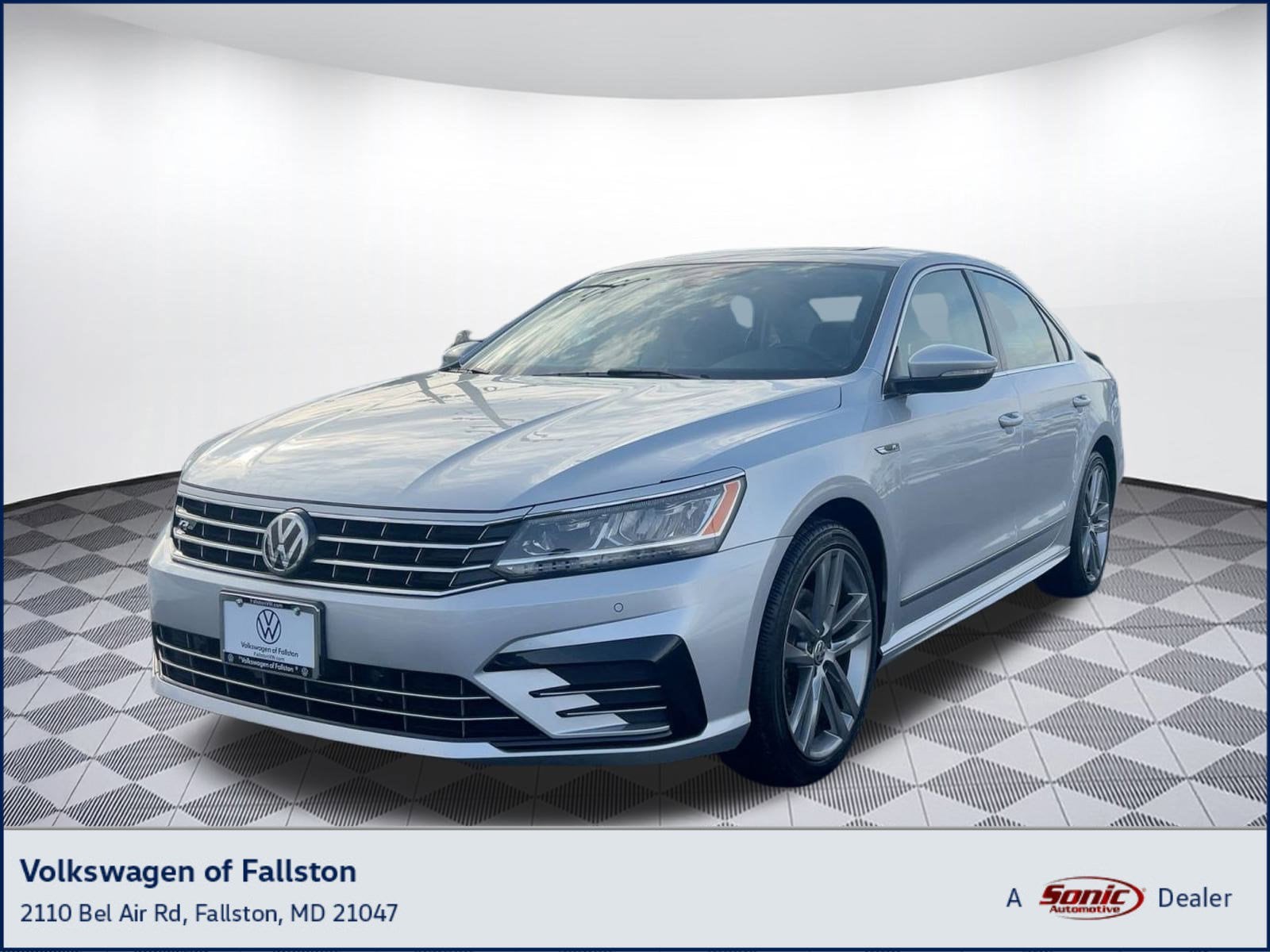 2019 Volkswagen Passat SE R-Line