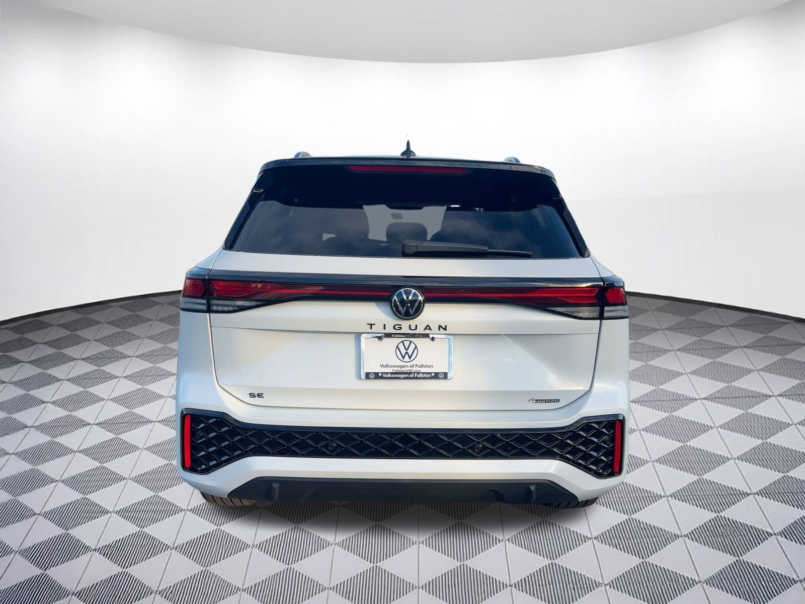 2026 Volkswagen Tiguan SE R-LINE BLACK - Photo 10