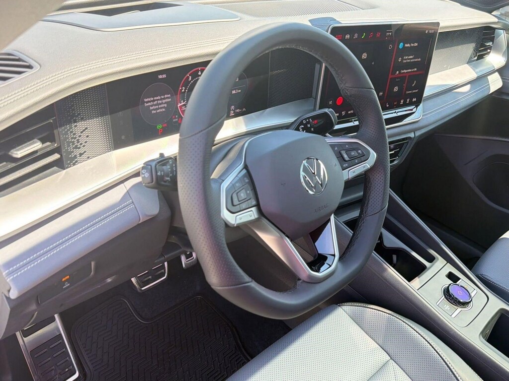 New 2026 Volkswagen Tiguan SE R-Line Black SUV