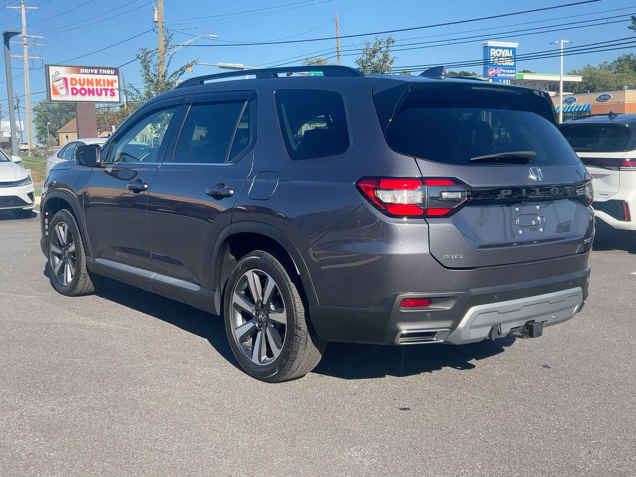 2024 Honda Pilot Touring photo 3