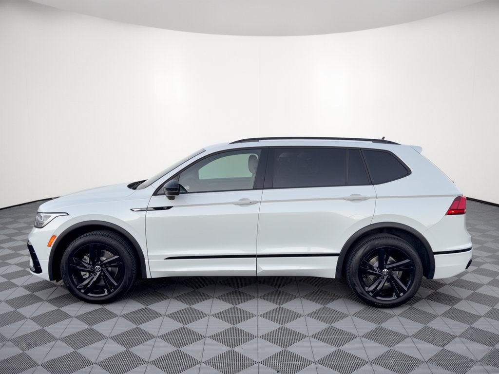 Certified 2023 Volkswagen Tiguan SE R-Line Black 2.0T SE R-Line Black 4MOTION