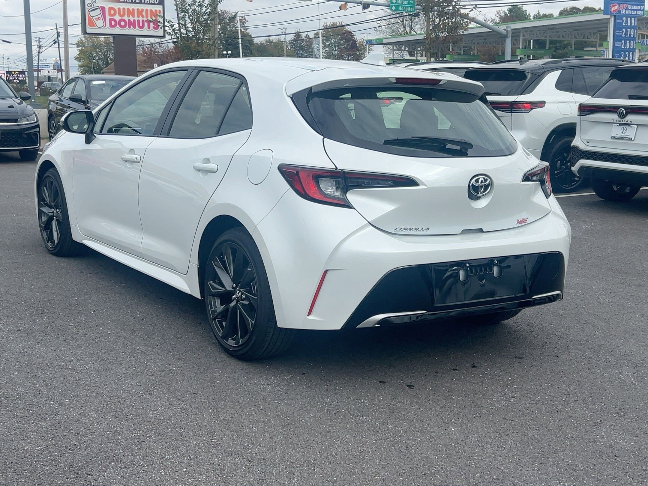 2025 Toyota Corolla XSE photo 3