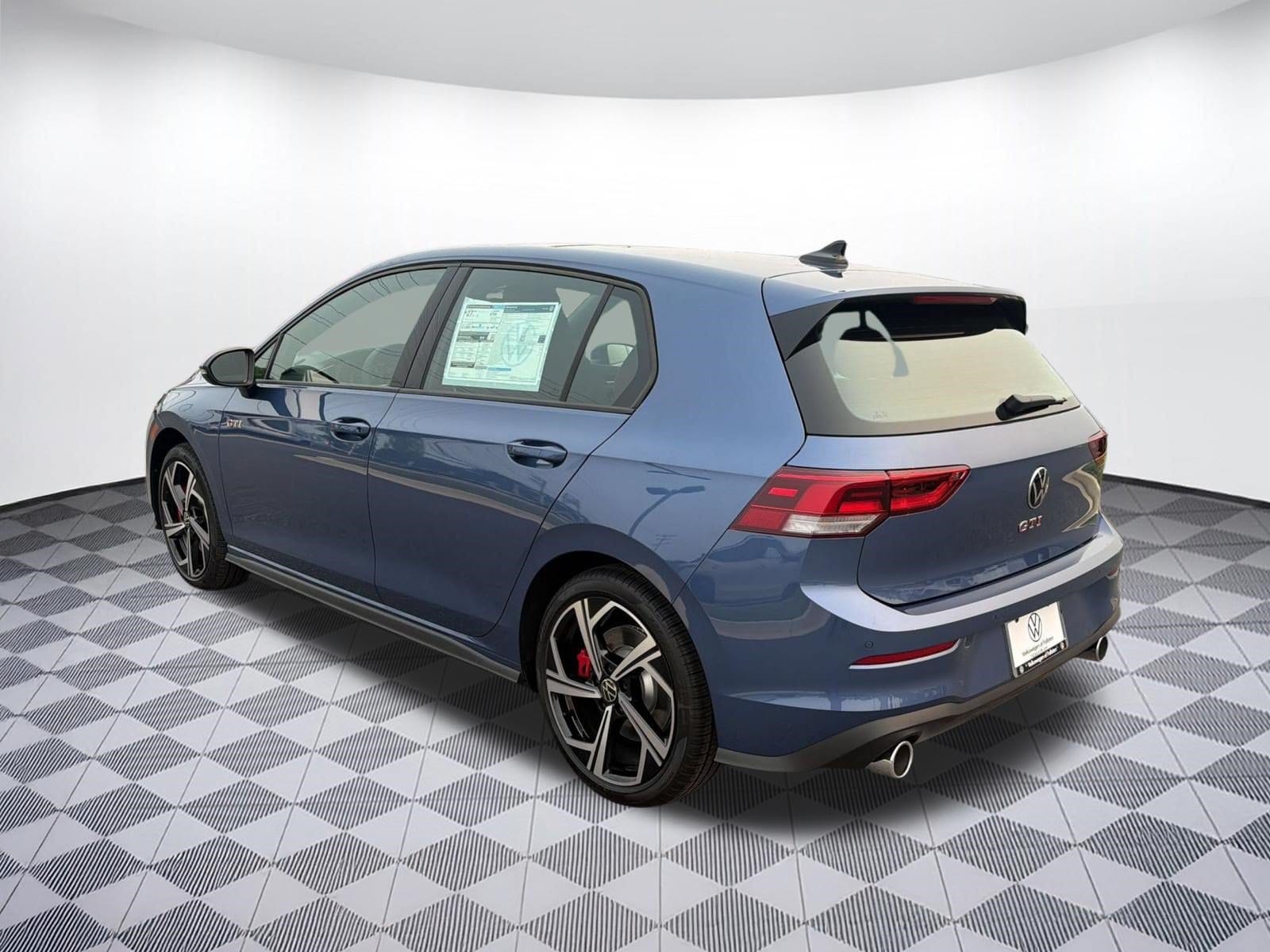 2026 Volkswagen Golf GTI SE Hatchback