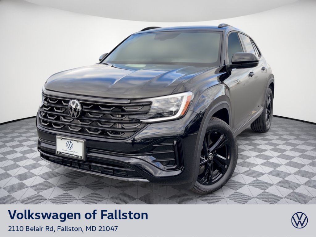 New 2026 Volkswagen Atlas Cross Sport 2.0T SEL R-Line Black SUV