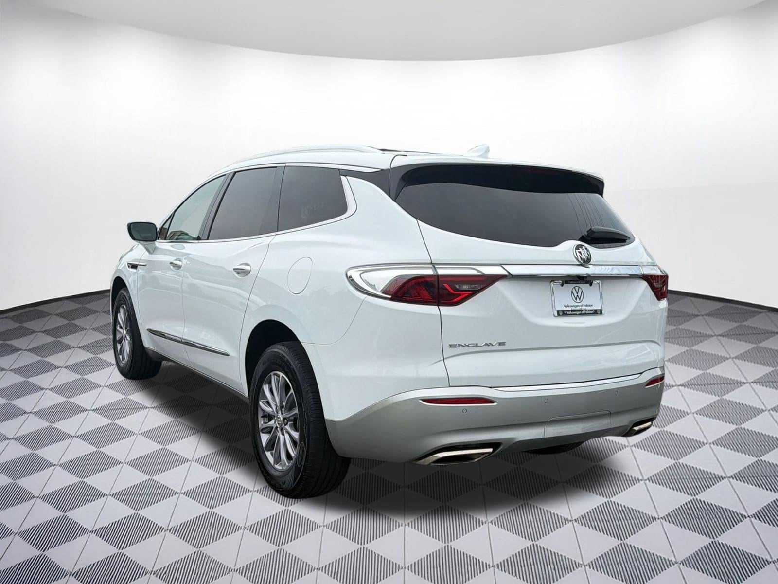 Enclave Essence Coupe