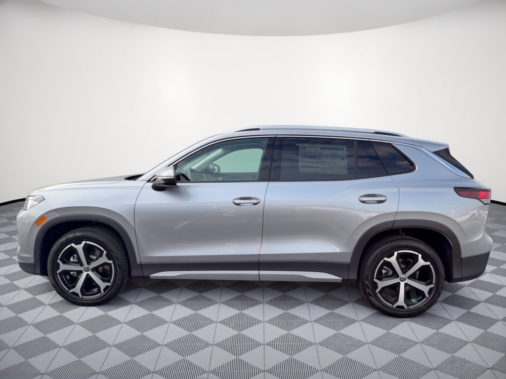 New 2026 Volkswagen Tiguan SE SUV