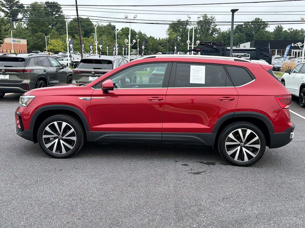 Certified 2023 Volkswagen Taos SE SE FWD