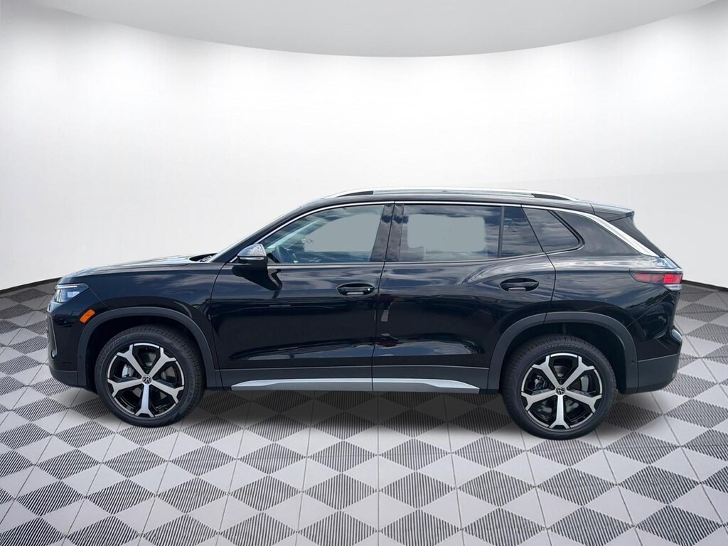 New 2026 Volkswagen Tiguan SE SUV
