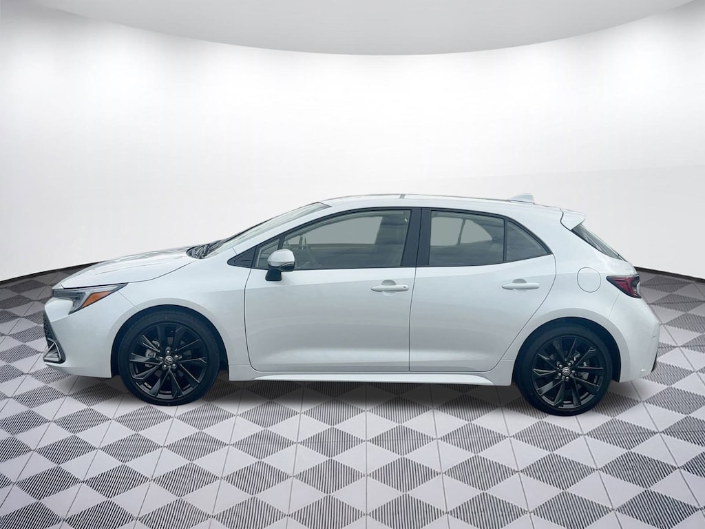 Used 2025 Toyota Corolla Hatchback XSE XSE CVT