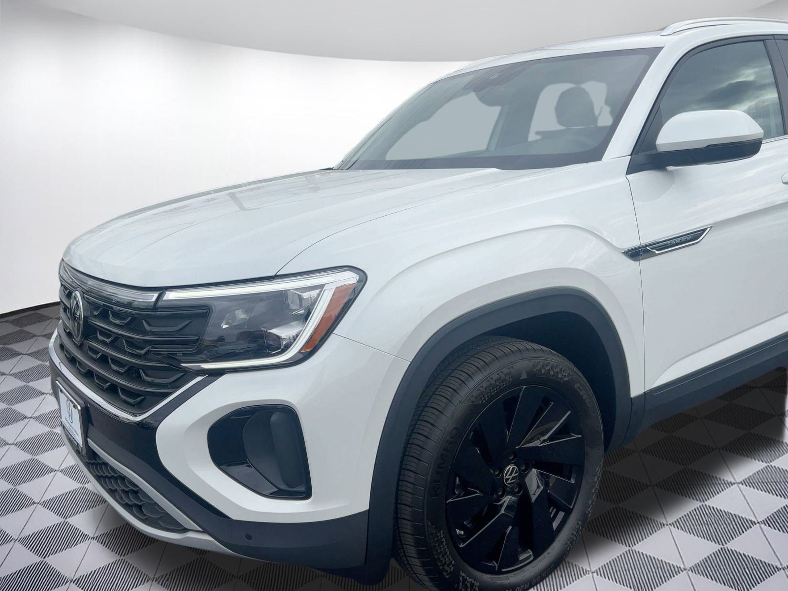 2026 Volkswagen Atlas Cross Sport SE w/Tech - Photo 21