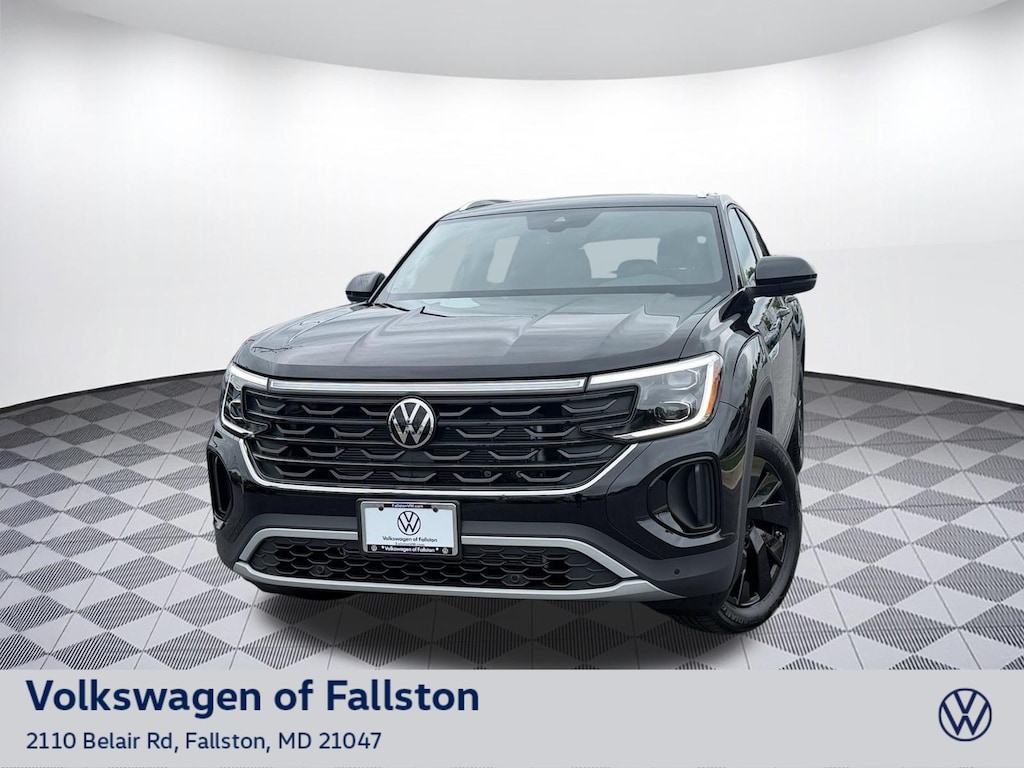 New 2026 Volkswagen Atlas Cross Sport 2.0T SE w/Technology SUV