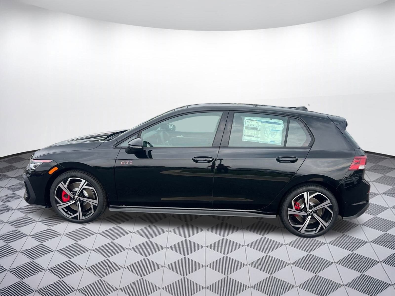 2025 Volkswagen Golf GTI SE photo 2