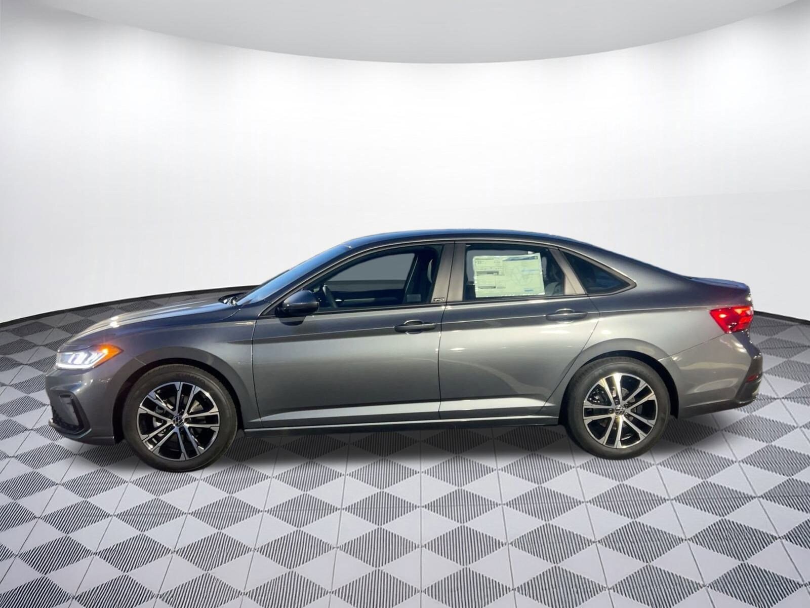 2026 Volkswagen Jetta Sport photo 2