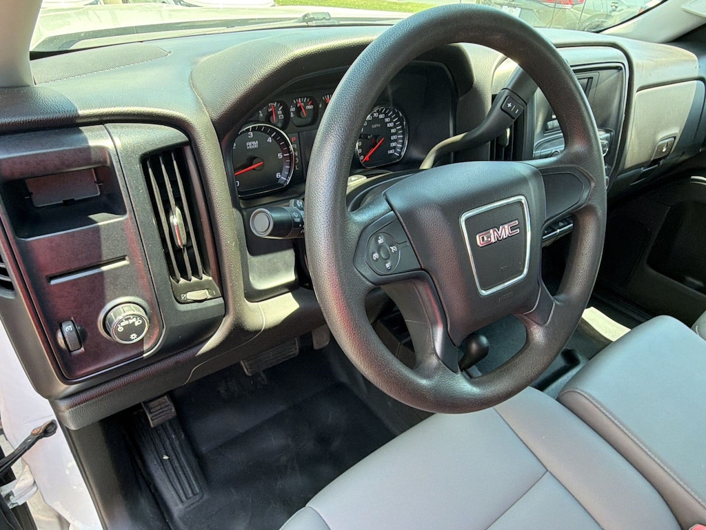 Used 2017 GMC Sierra 1500 4WD Double Cab 143.5 4WD Double Cab 143.5