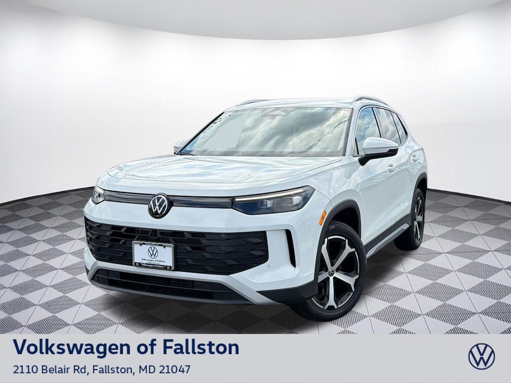New 2026 Volkswagen Tiguan SE SUV