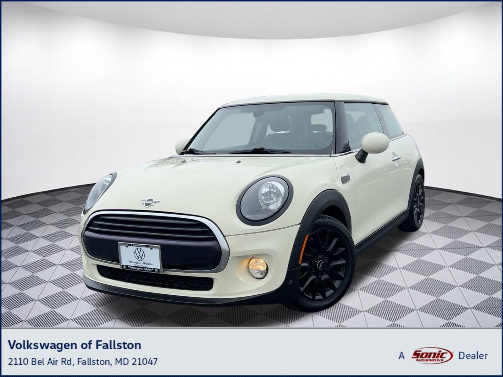 2019 MINI Hardtop 2 Door's photo