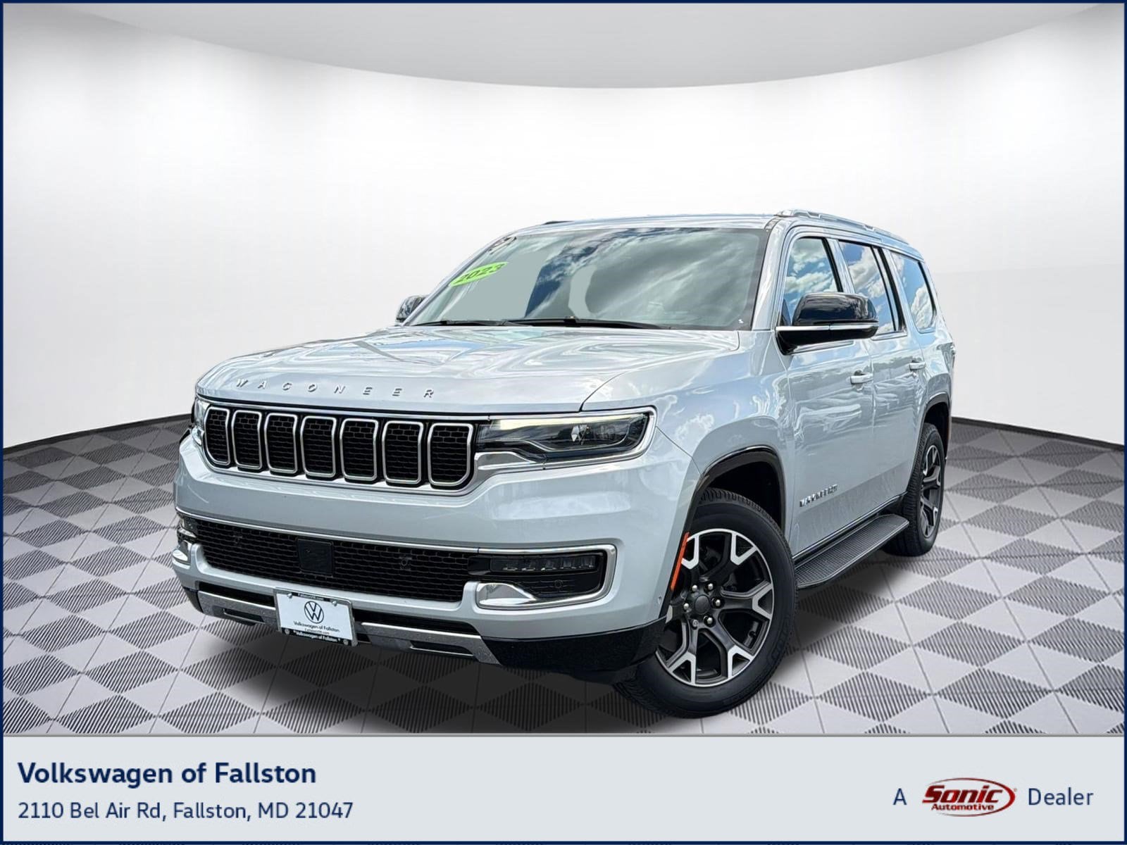 2023 Jeep Wagoneer Series III 4WD's photo