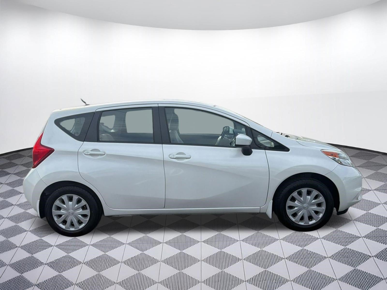 Versa Note SV HB CVT 1.6 SV