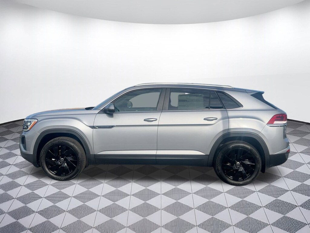 New 2026 Volkswagen Atlas Cross Sport 2.0T SE w/Technology SUV