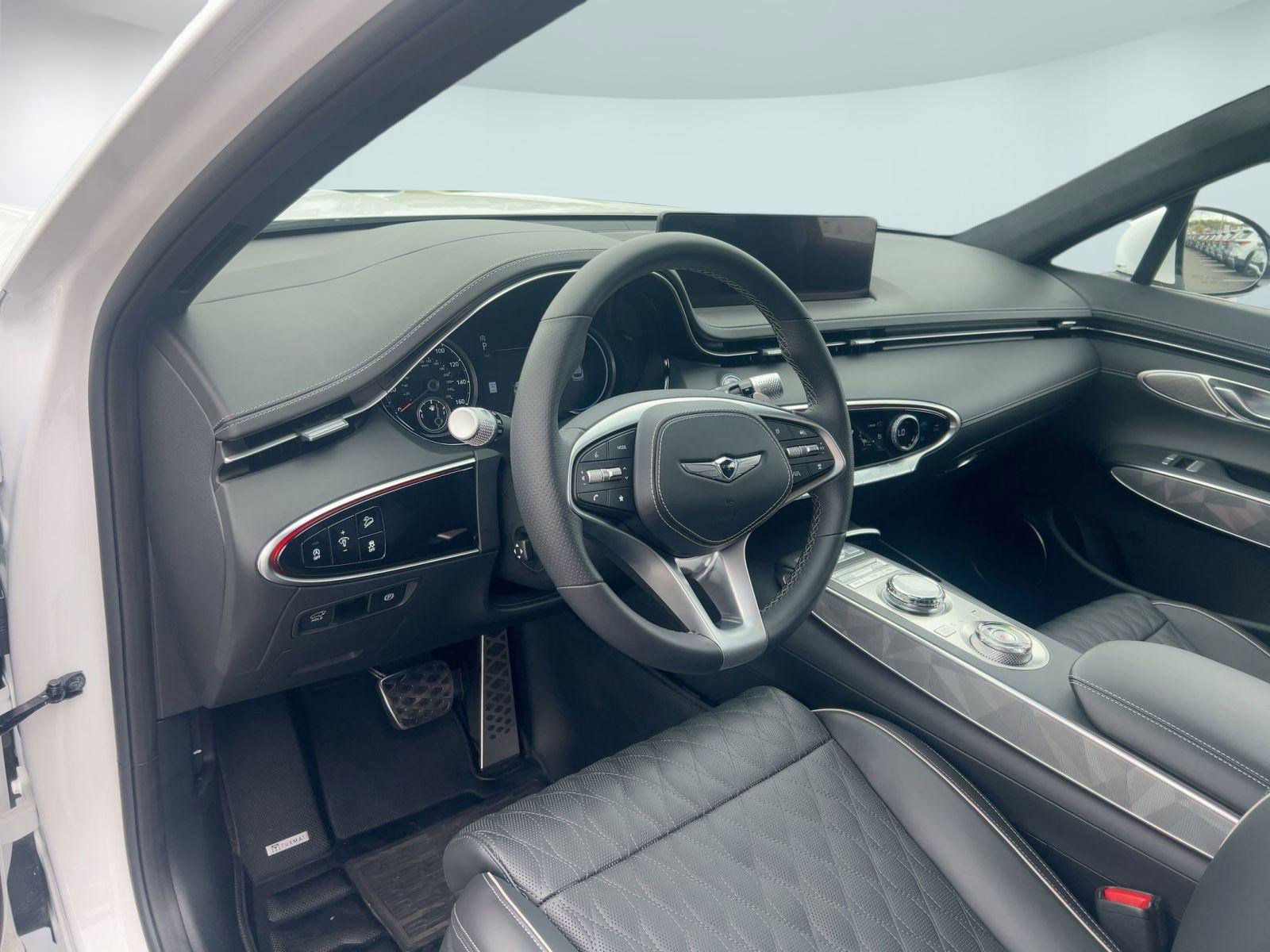 2025 Genesis GV70 3.5T Sport Advanced photo 4