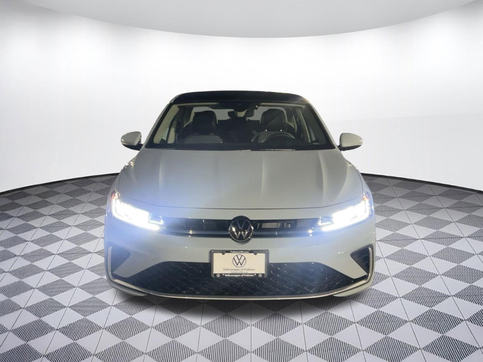 2026 Volkswagen Jetta SE - Photo 6
