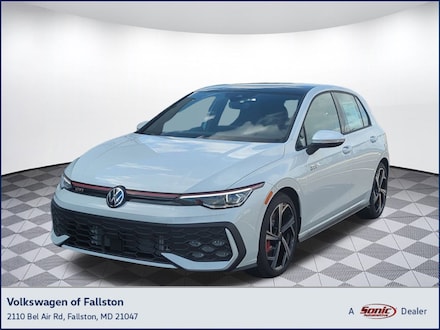 2025 Volkswagen Golf GTI SE Hatchback