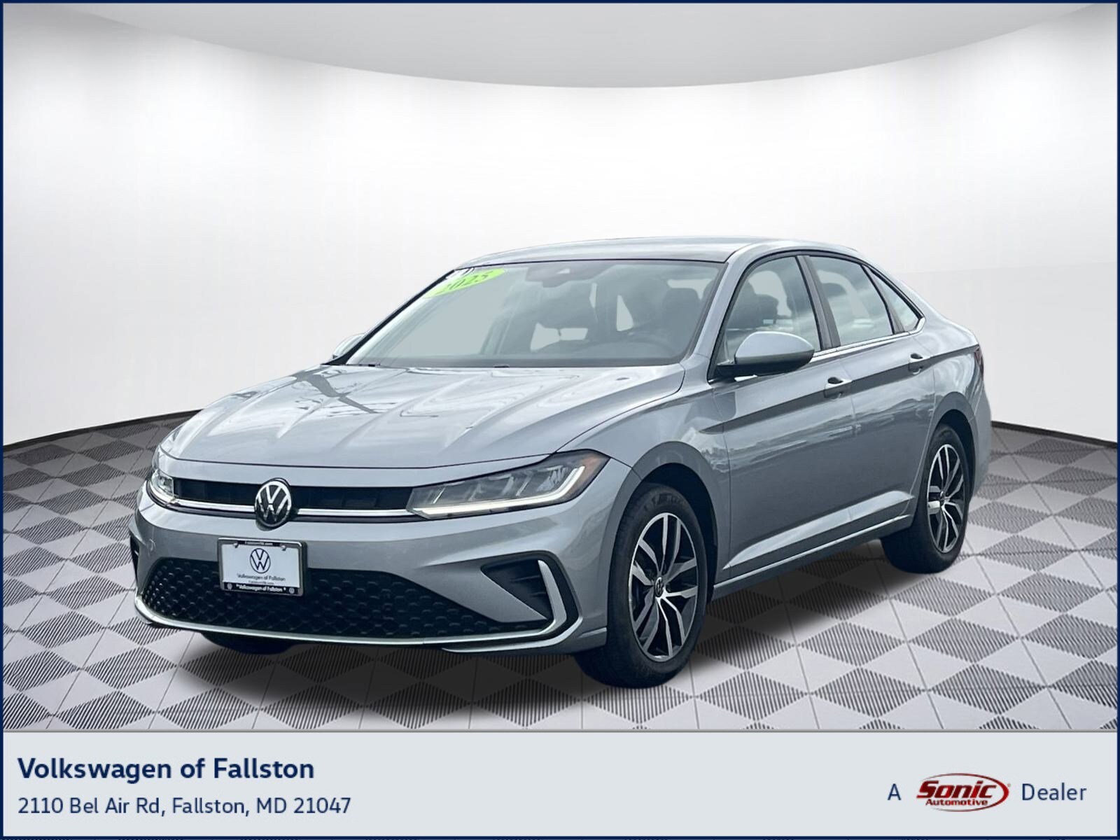 2025 Volkswagen Jetta SE photo 2
