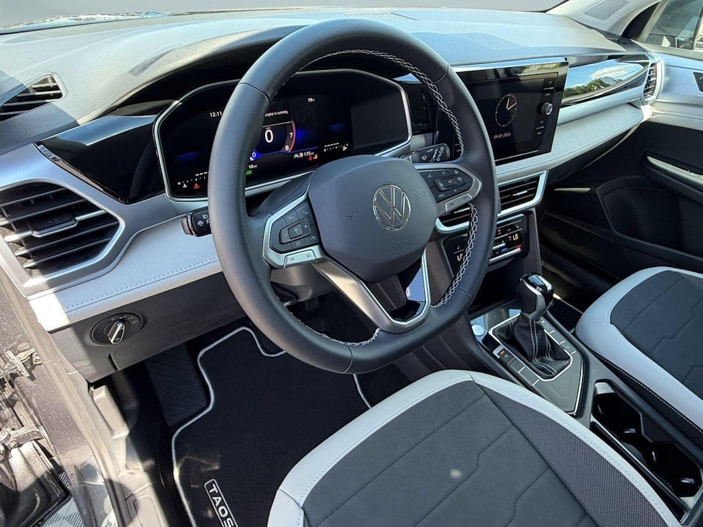 New 2026 Volkswagen Taos SE SUV