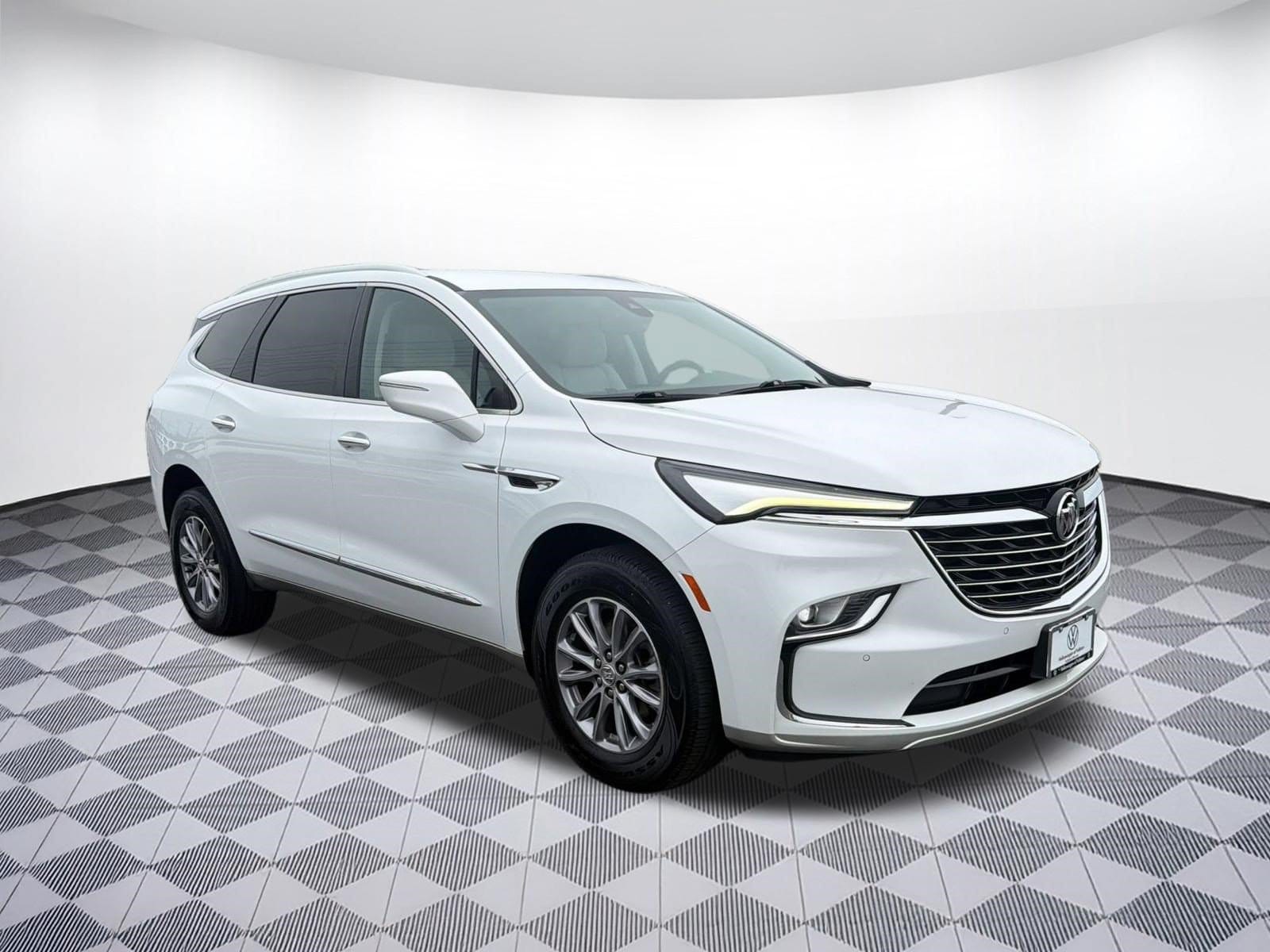 Enclave Essence Coupe