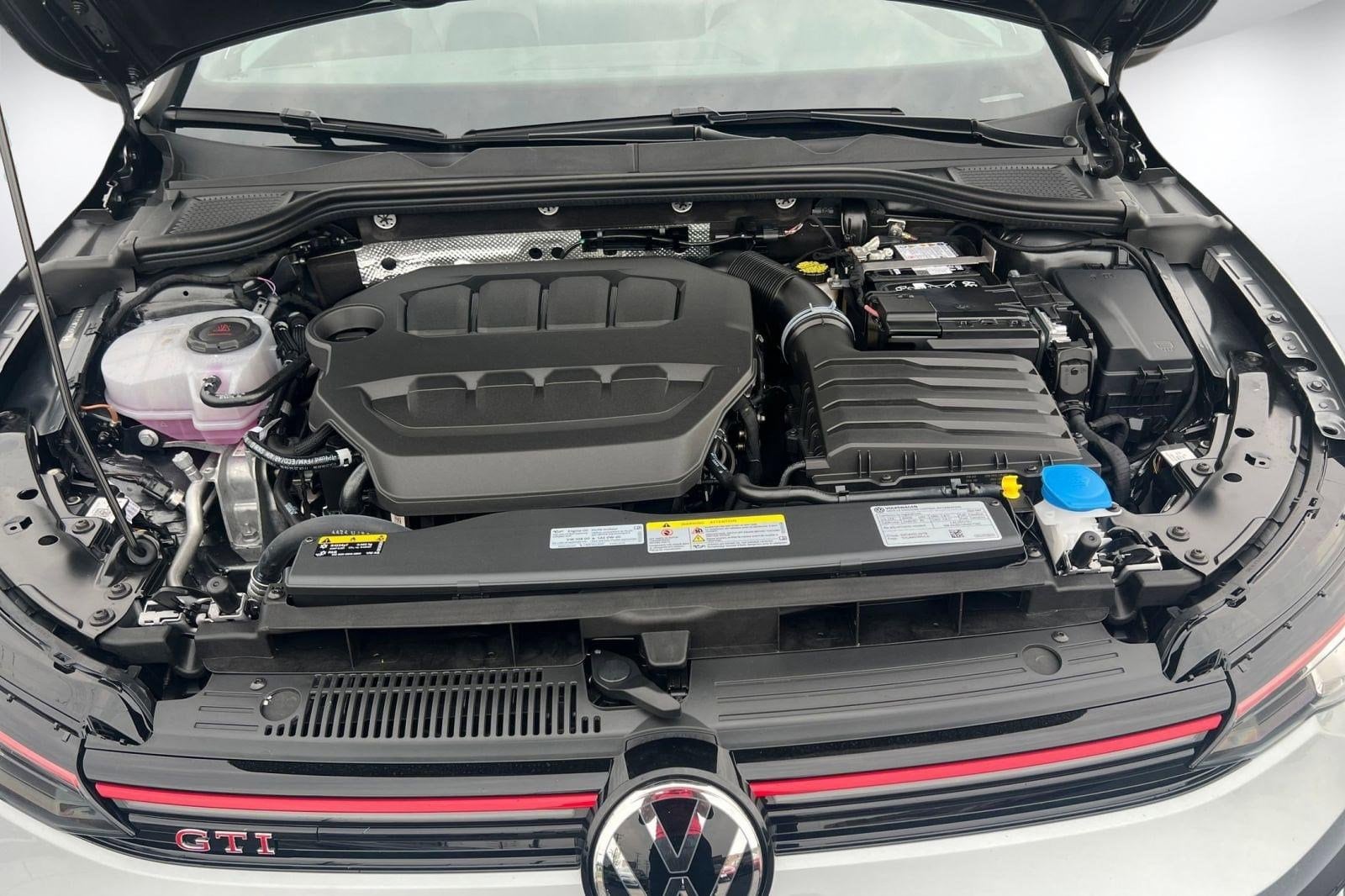 2025 Volkswagen Golf GTI SE - Photo 27