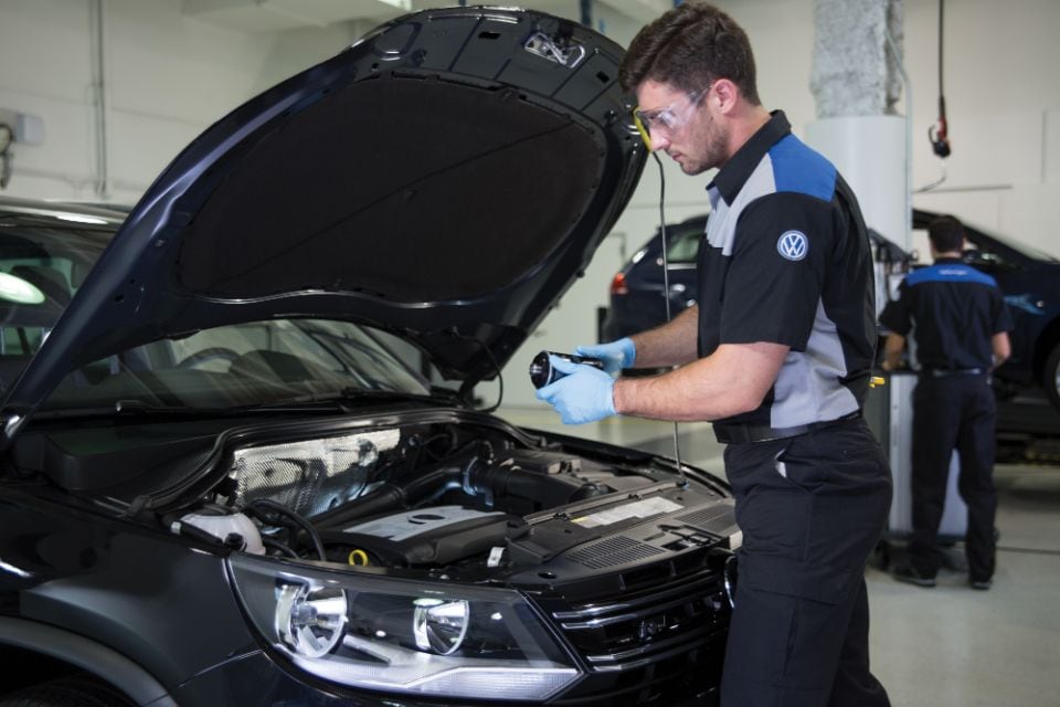 Volkswagen-Service-16%20(1).jpg