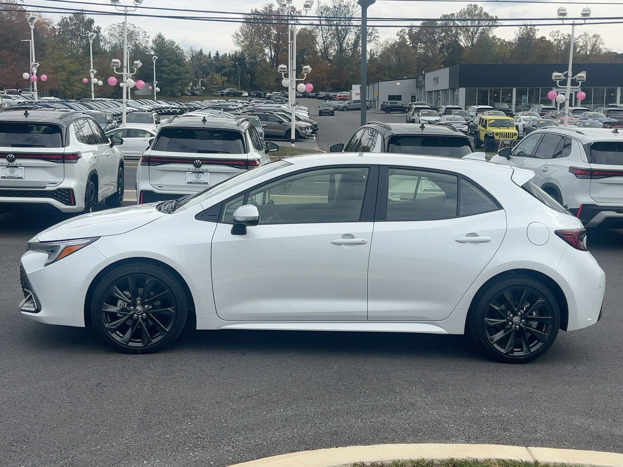 2025 Toyota Corolla XSE photo 2