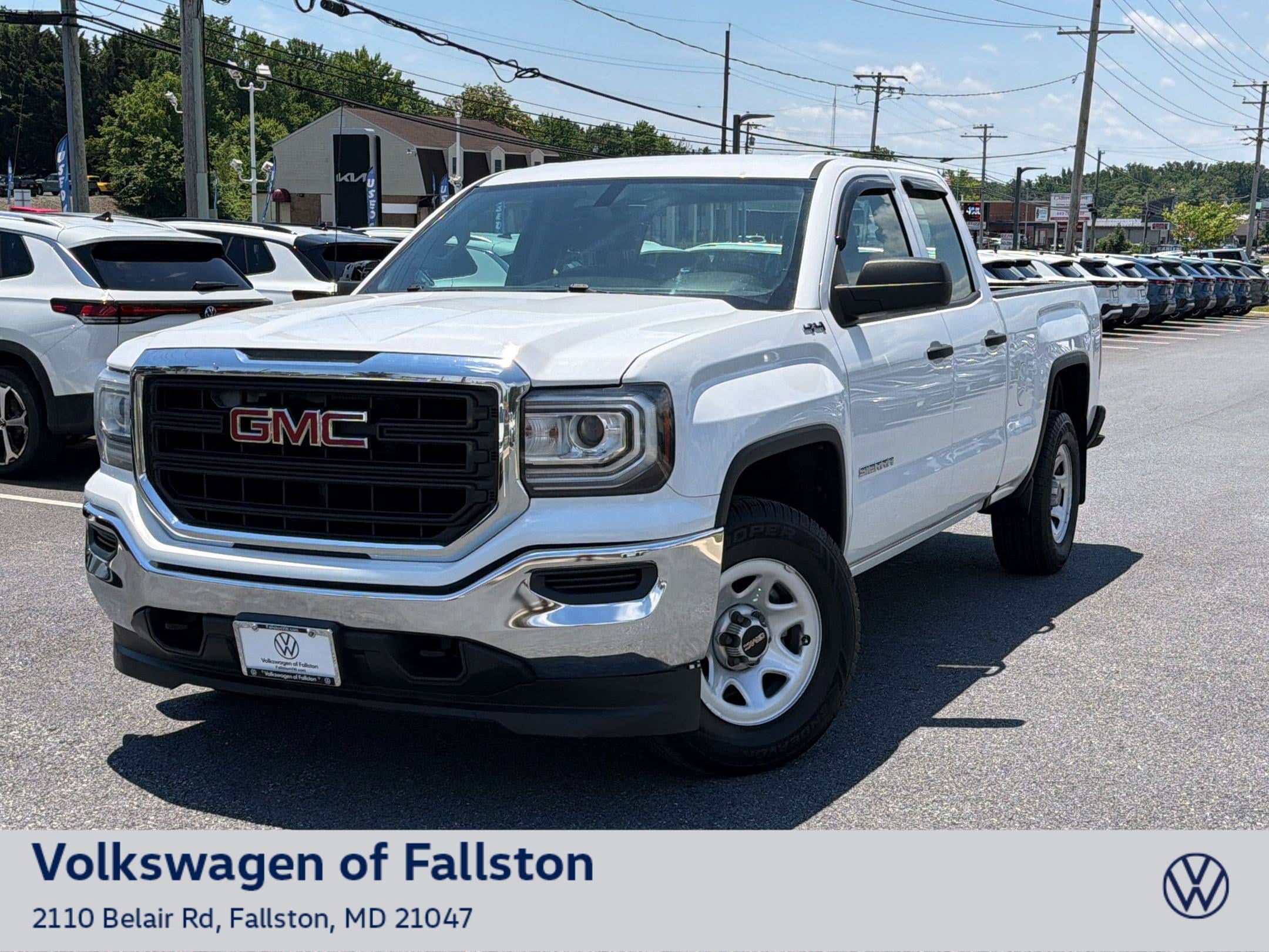 2017 GMC Sierra 4WD Double Cab Standard Box's photo