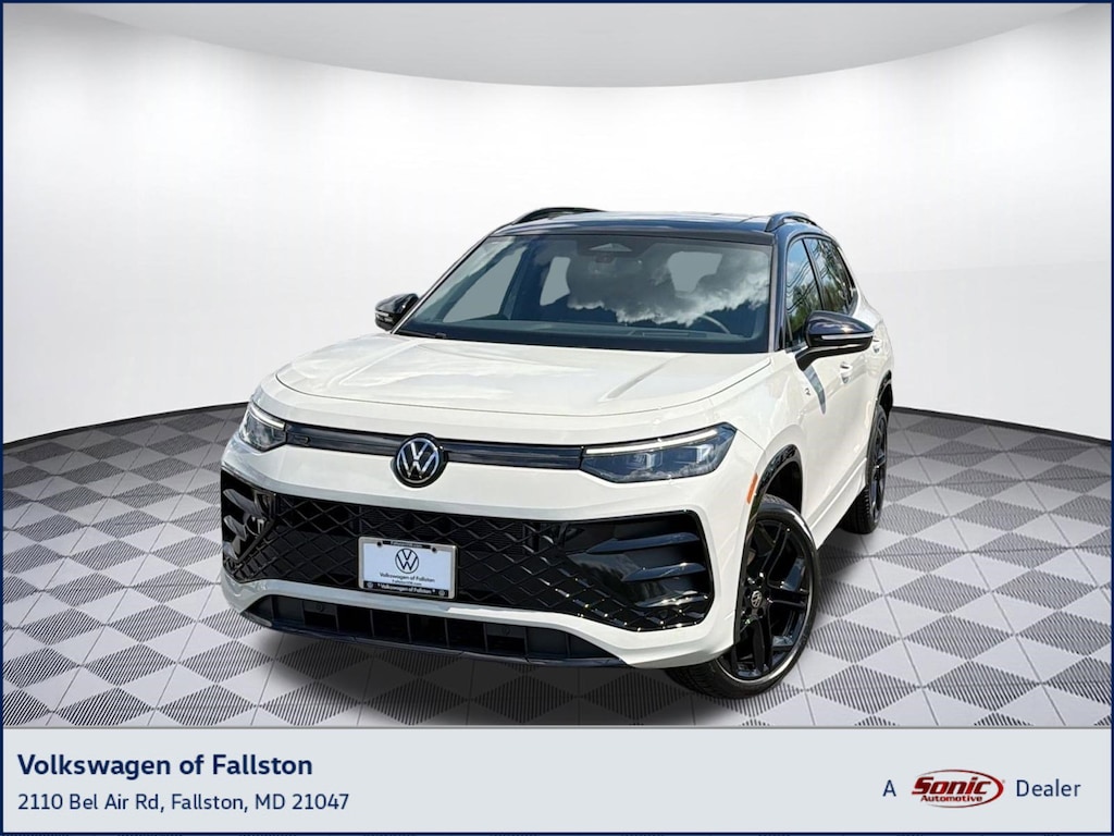 New 2026 Volkswagen Tiguan SE R-Line Black SUV