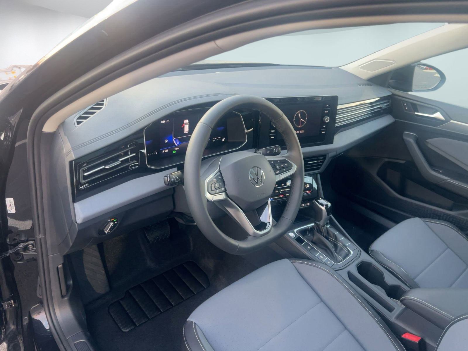 2026 Volkswagen Jetta SE photo 4