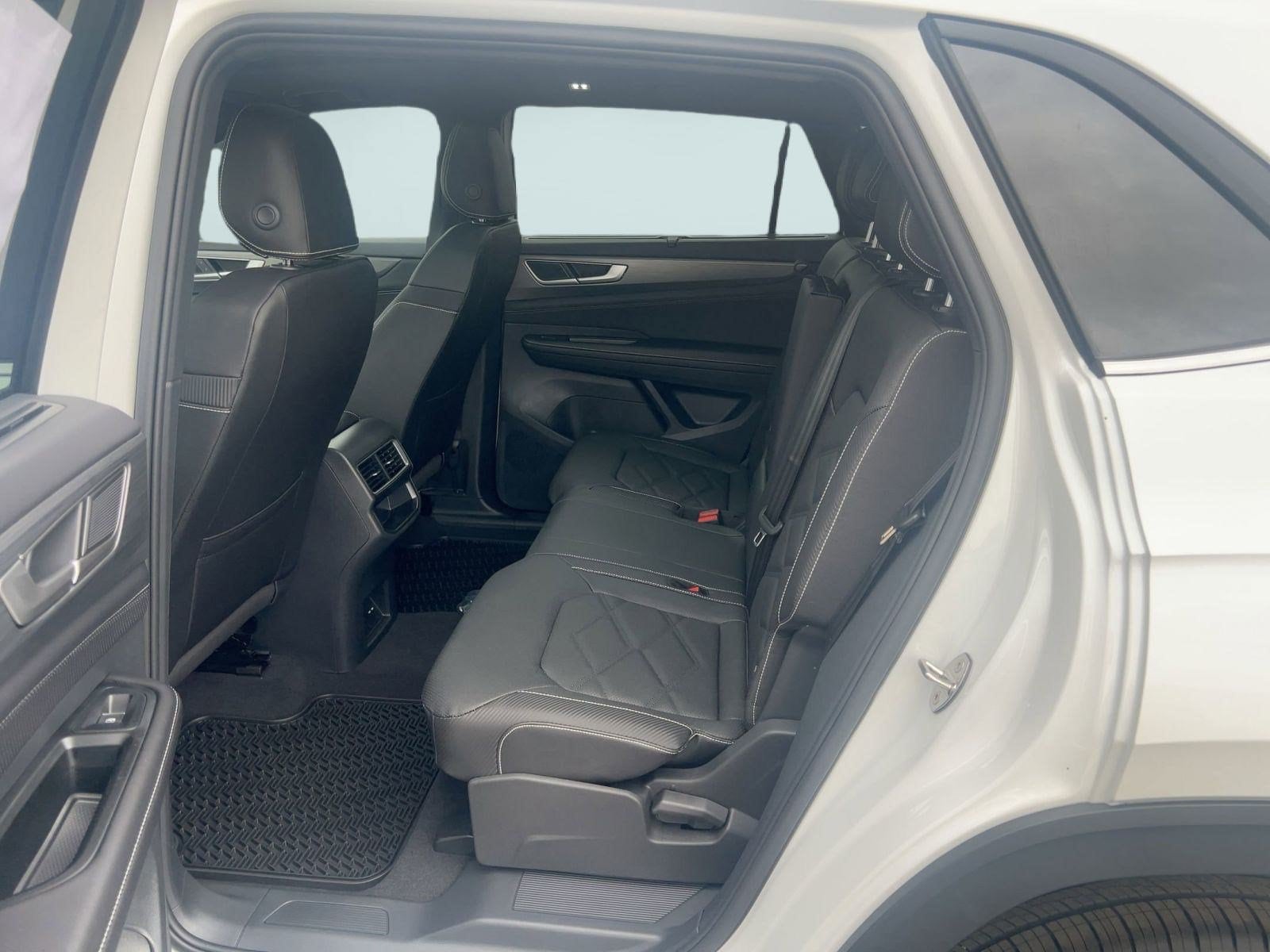 2026 Volkswagen Atlas Cross Sport SE w/Tech - Photo 14