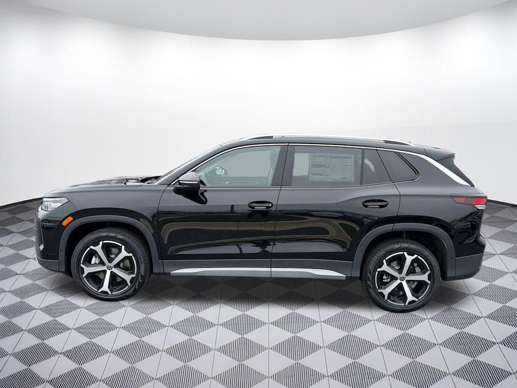 New 2026 Volkswagen Tiguan SE SUV