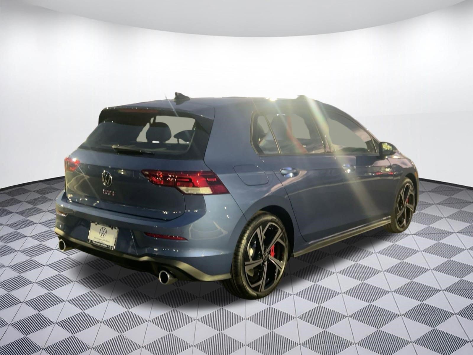 2026 Volkswagen Golf GTI SE - Photo 9