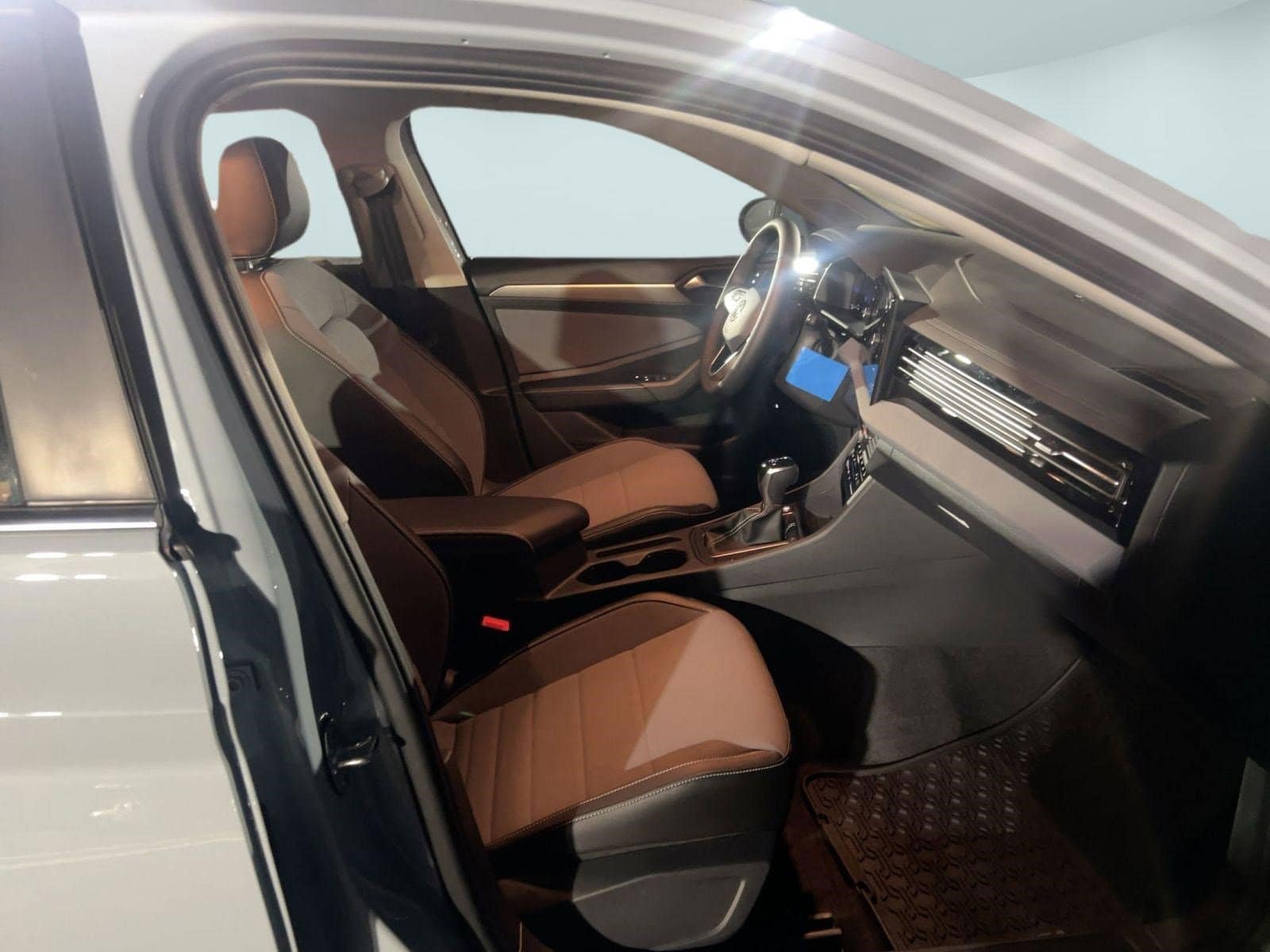 2026 Volkswagen Jetta SE - Photo 28