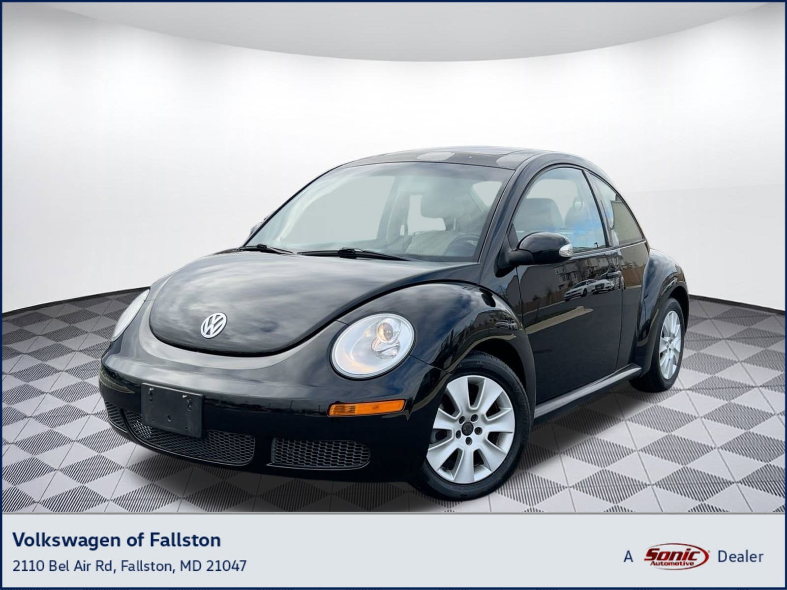 2010 Volkswagen New Beetle Base