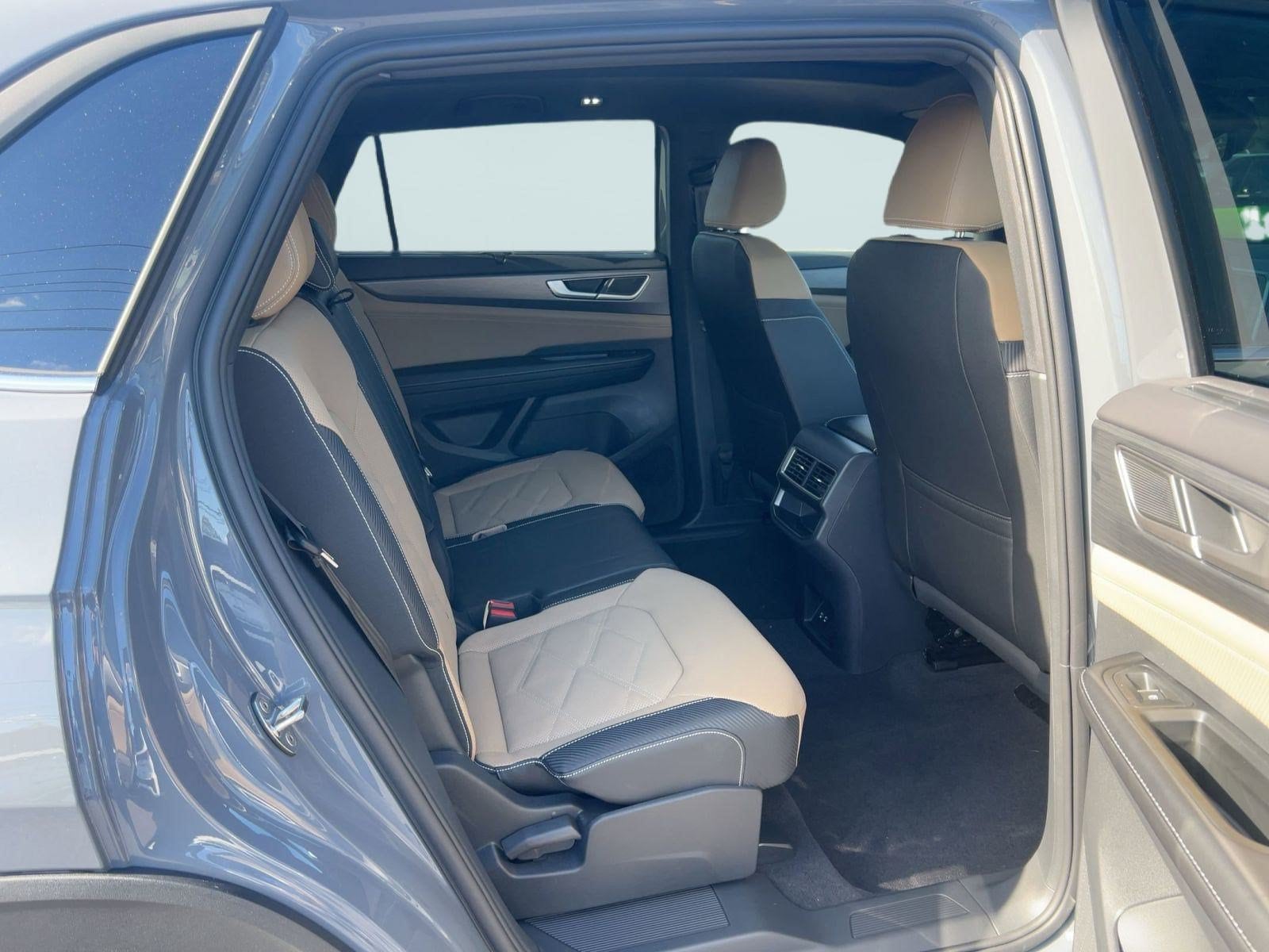 2026 Volkswagen Atlas Cross Sport SE w/Tech - Photo 26