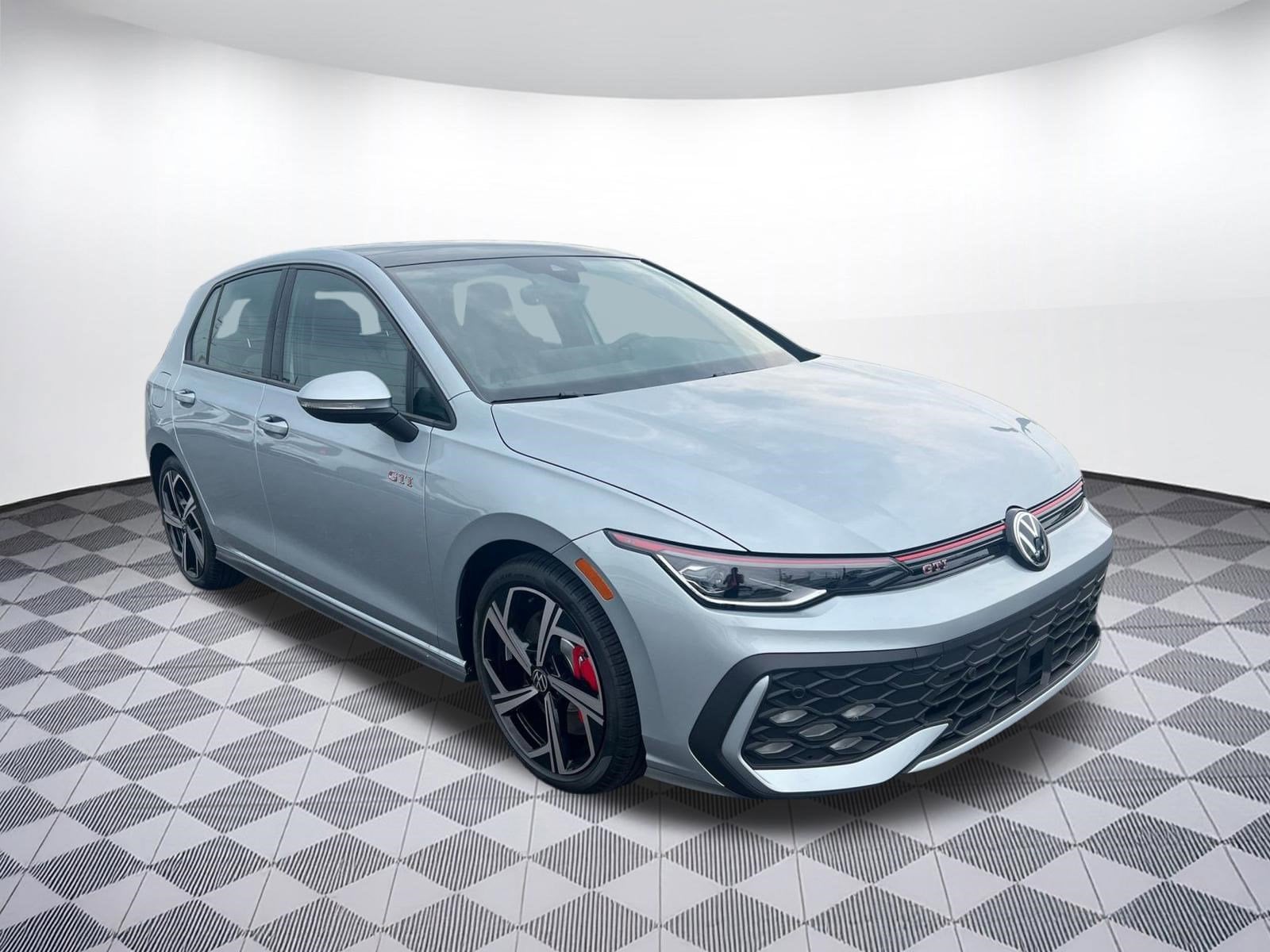 2025 Volkswagen Golf GTI SE - Photo 6