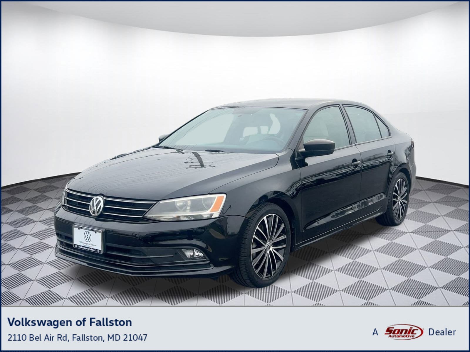2016 Volkswagen Jetta Sport's photo