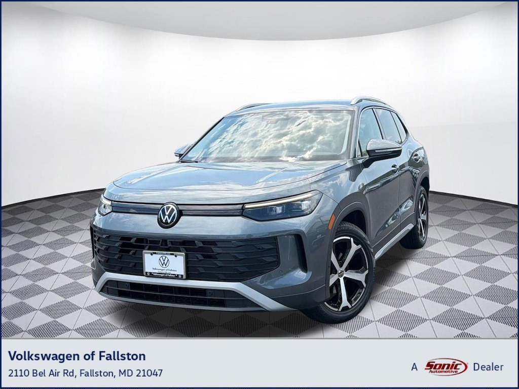 New 2026 Volkswagen Tiguan SE SUV
